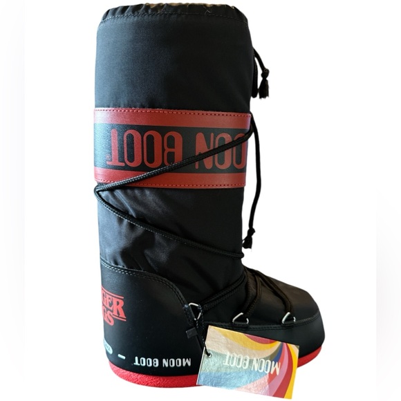 👹Stranger Things Moon Boot👹 (35/38) - Picture 9 of 16